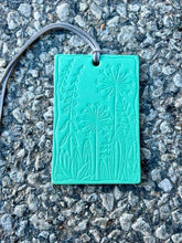 Load image into Gallery viewer, Rectangle Dandelion Air Flair