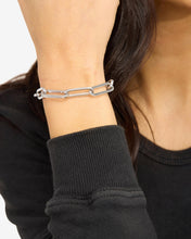 Load image into Gallery viewer, Carrie Chain Link Bracelet - Silver