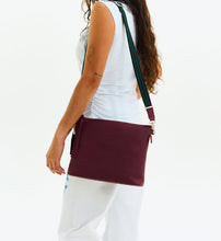 Load image into Gallery viewer, Plum Downtown Crossbody