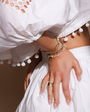 Load image into Gallery viewer, Carrie Chain Link Bracelet - Gold