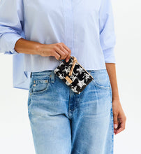 Load image into Gallery viewer, Madi Pouch