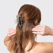 Load image into Gallery viewer, Recycled Plastic Assorted Claw Clip 3pc Set - Octopus Claw Clip