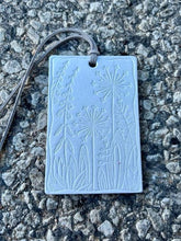 Load image into Gallery viewer, Rectangle Dandelion Air Flair
