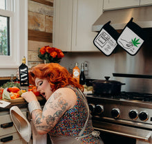 Load image into Gallery viewer, When In Doubt Pull It Out Potholder
