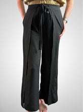 Load image into Gallery viewer, Crinkle Wide Leg Palazzo Pant
