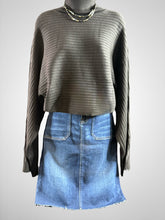 Load image into Gallery viewer, Mock Neck Wide Sleeve Top
