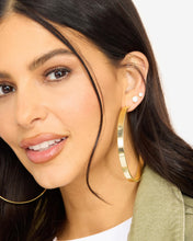 Load image into Gallery viewer, Atlas Hoops 3&quot; - Gold

