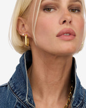 Load image into Gallery viewer, Frankie Chain Huggies - Gold
