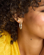 Load image into Gallery viewer, Isla Hoops 1&quot; - Gold|White Diamondettes
