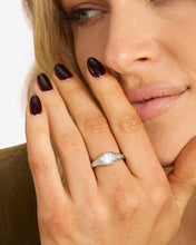Load image into Gallery viewer, She&#39;s a Boss Signet Ring - Silver|White Diamondettes
