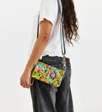 Load image into Gallery viewer, Uptown Crossbody Limon
