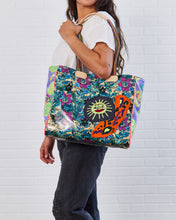 Load image into Gallery viewer, Journey Tote Beck
