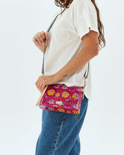 Load image into Gallery viewer, Midtown Crossbody Molly
