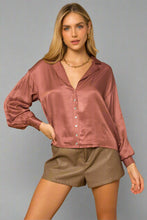 Load image into Gallery viewer, Silky Rose Button-Up
